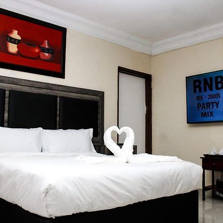 Bed and Breakfast Tshukudu E Ntsho Mogwase Exterior foto